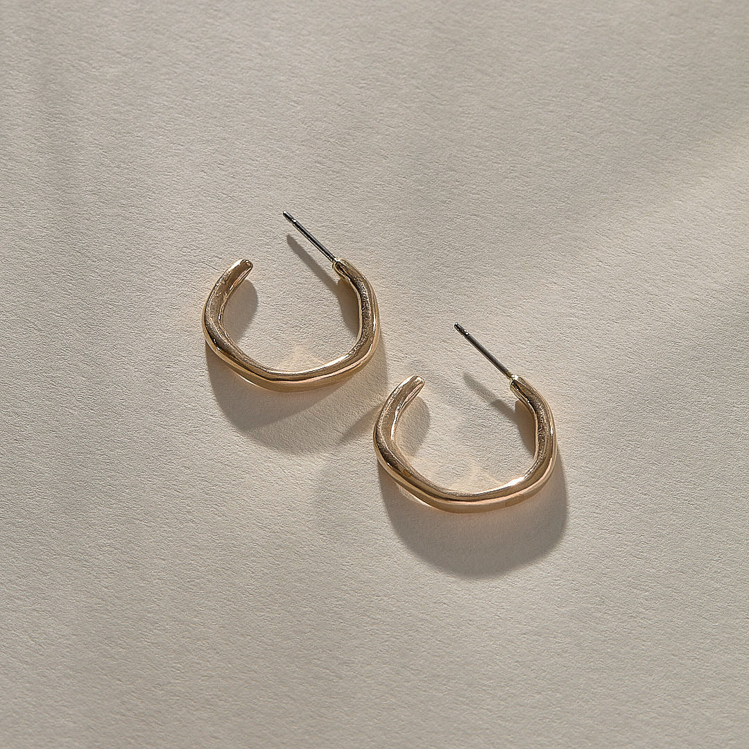 Lola Hoops | Bronze