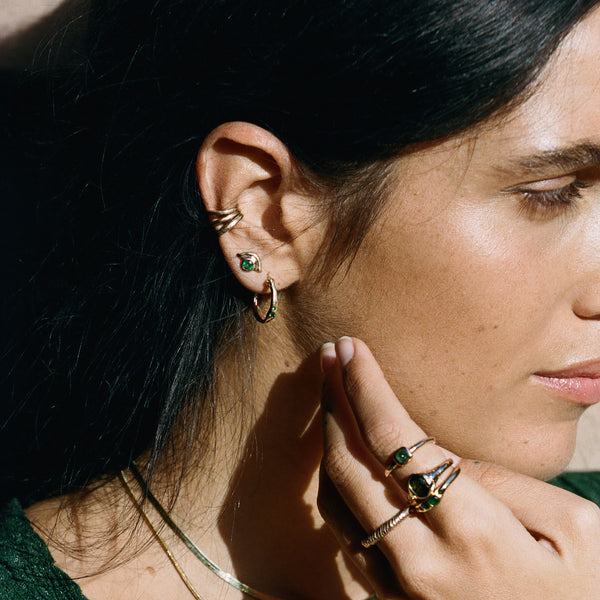 Vida Emerald Studs