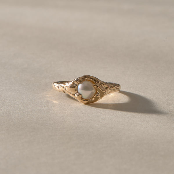 The Yemayá Pearl Ring