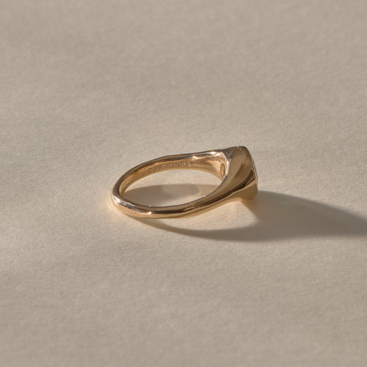Fura Emerald Smooth Signet Ring | OOAK