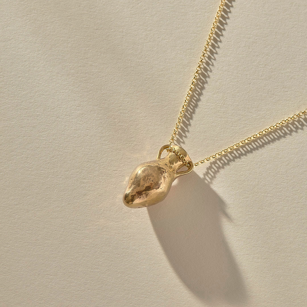 Amphora Necklace | Gold