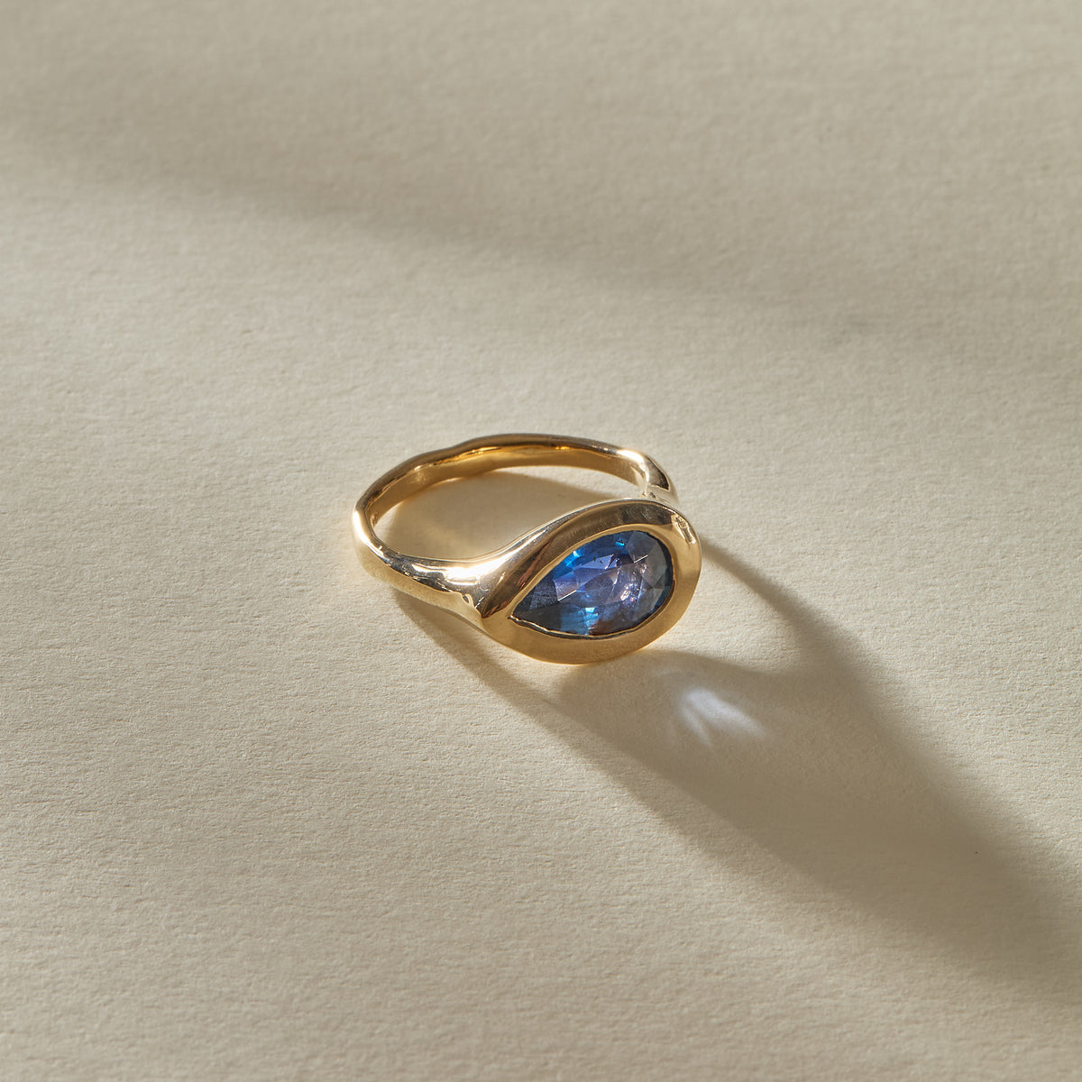 Umba Sapphire Signet Ring | OOAK