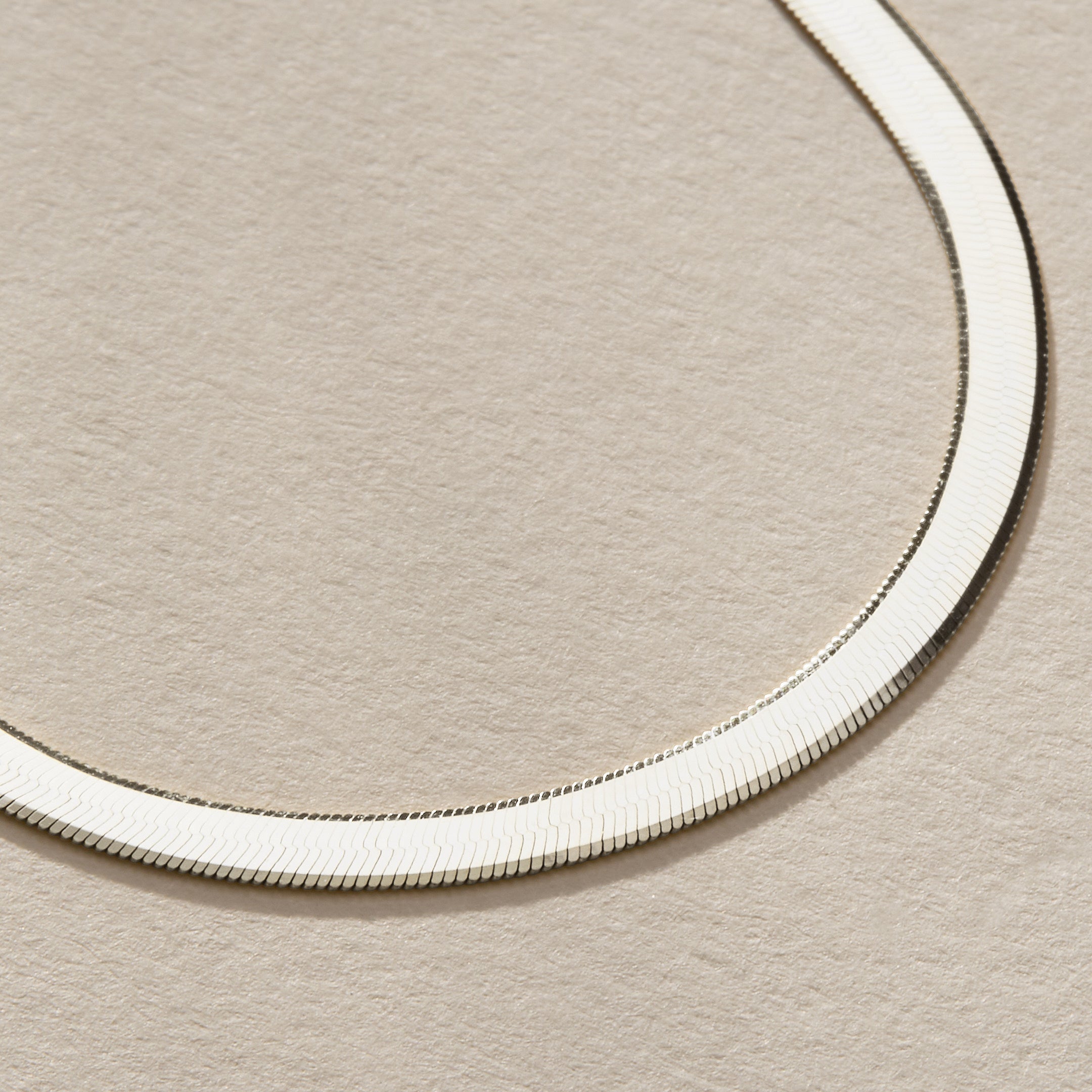 Fehu 2.7mm Herringbone Necklace | Silver