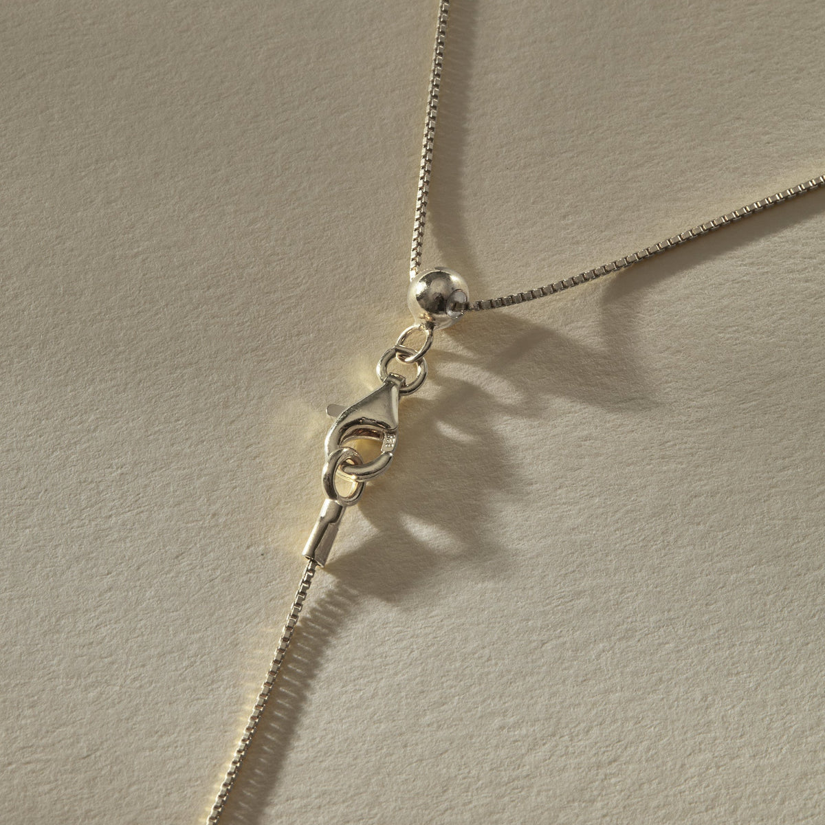 Arrowhead Necklace | Silver