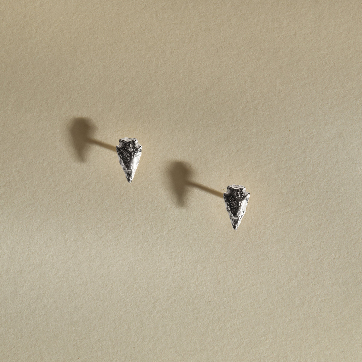arrowhead studs