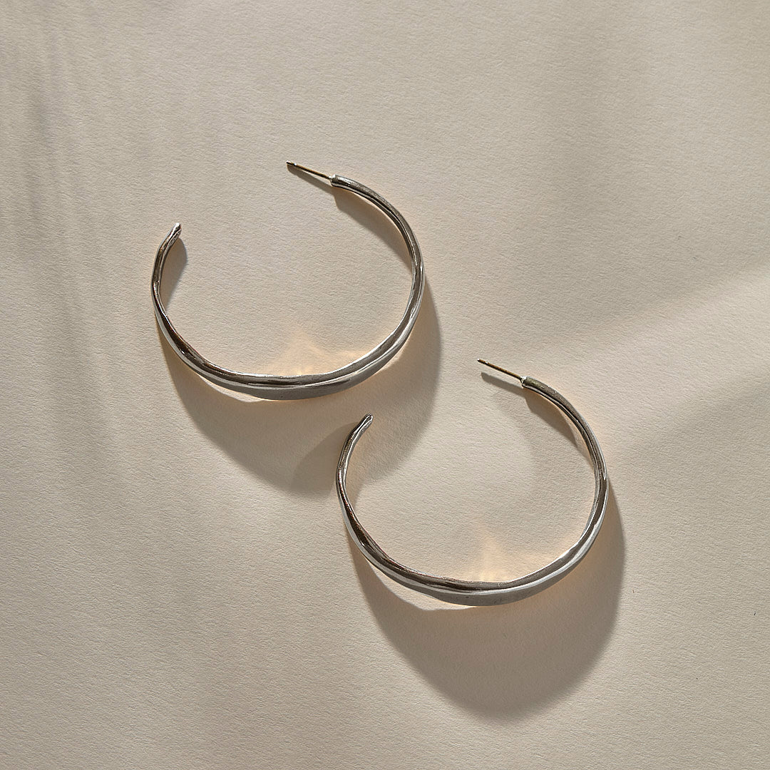 La Mer Hoops | Silver