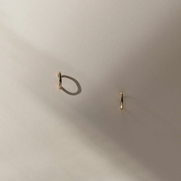 The Bronze Lola Hoops