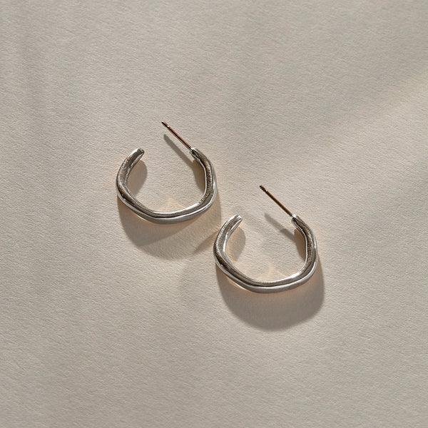 The Lola Hoops