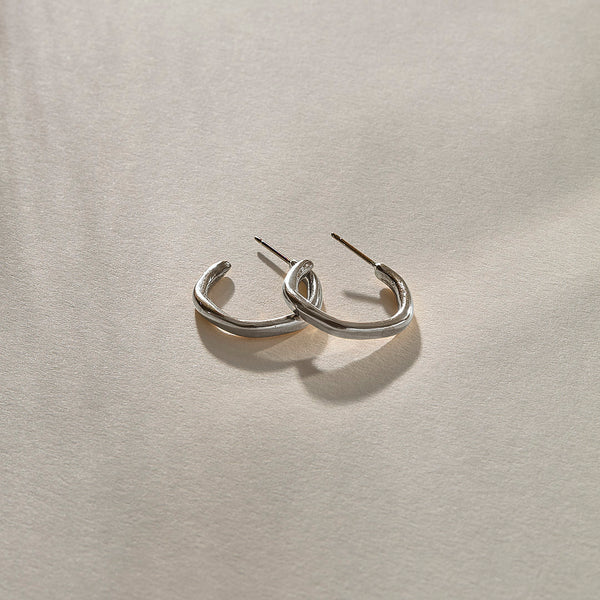 The Lola Hoops