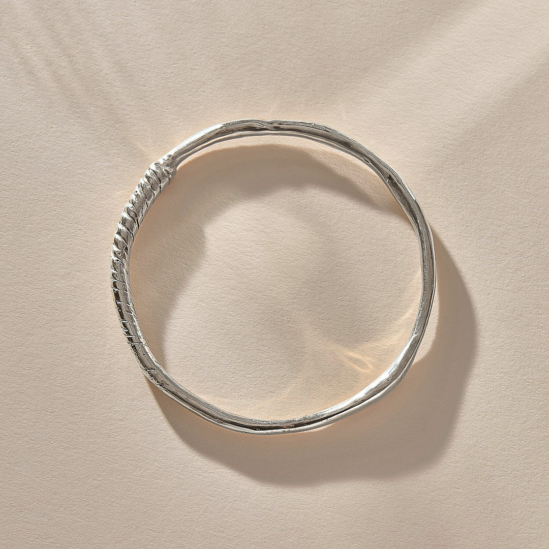 Magi Bangle | Silver