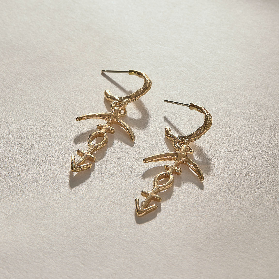 Hoku Charm Hoops | Gold