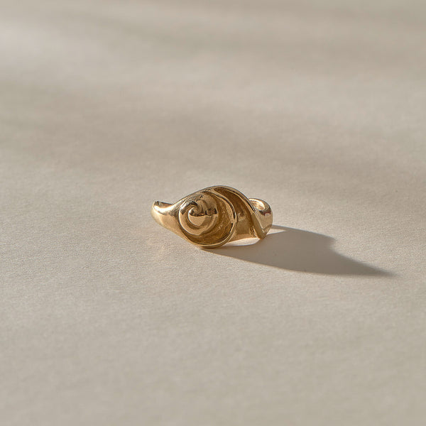 The Gold Neptune Shell Ring