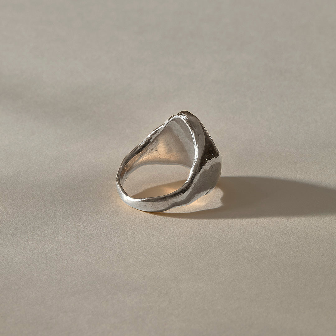 Heritage Signet Ring | Silver